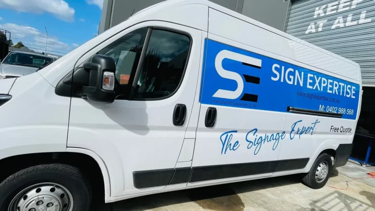 Sign Expertise branded van with blue vehicle graphics